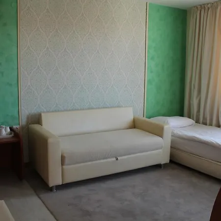 Elegant Ξενοδοχείο 3*