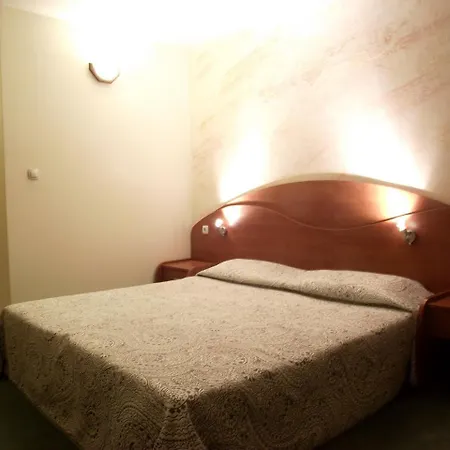 Elegant Hotel